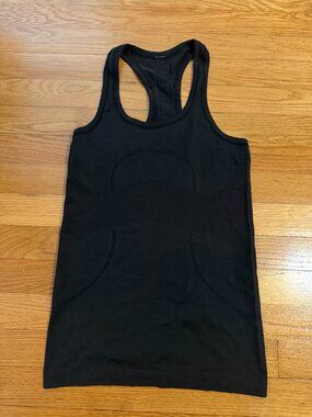 Lululemon Swiftly Tech Racerback Tank Black Size 4